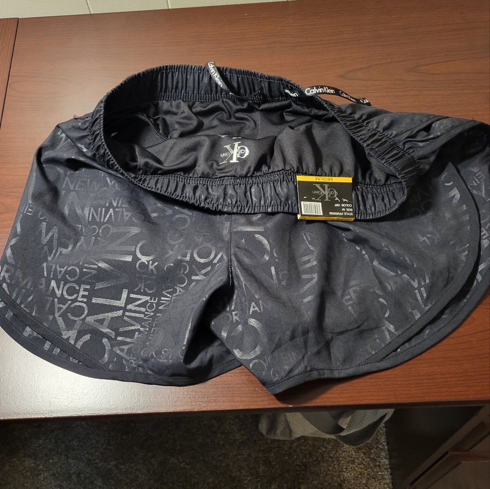 Calvin Klein Women's comfortable running shorts. Size: Medium. Color: Black.